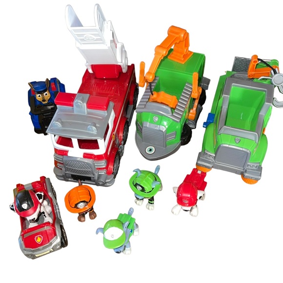 Paw Patrol Lot of Vehicles And Figuires 9 Figuires 7 Vehicles EUC Paw Patrol Toy - Picture 3 of 9